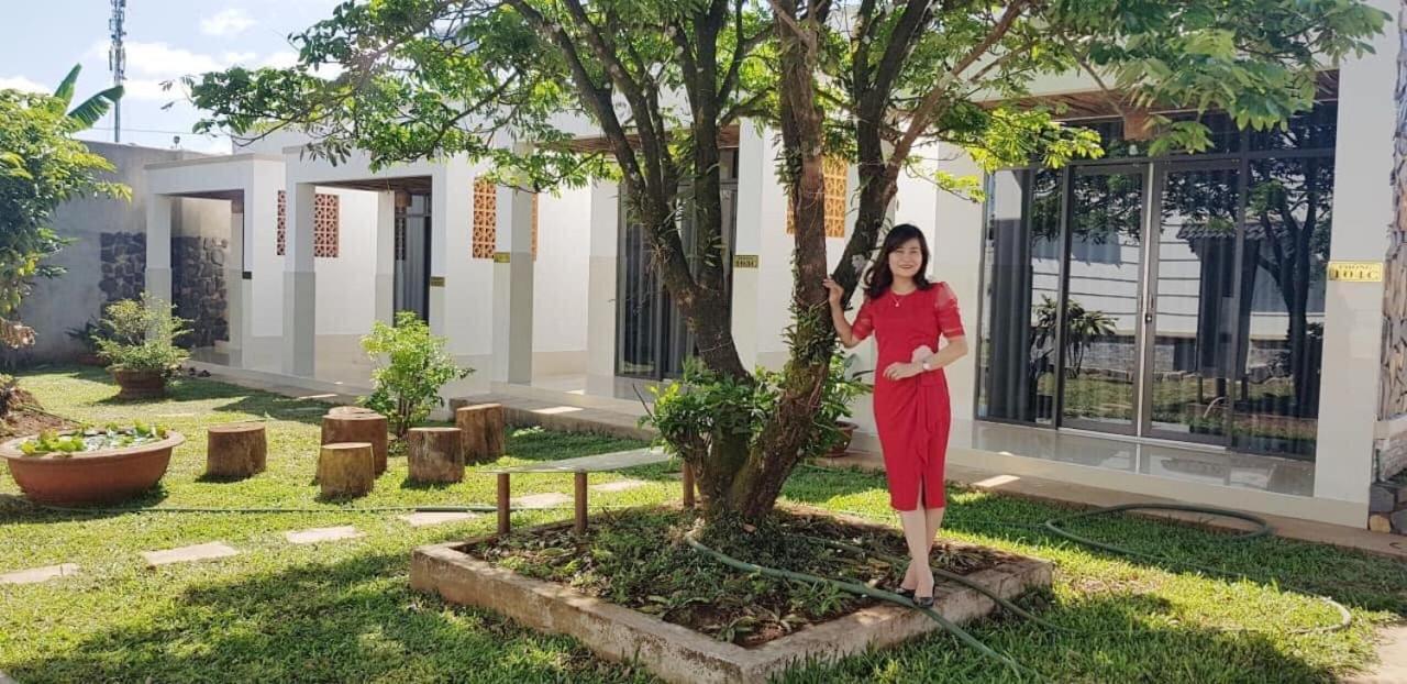 Plei Holang Thu Hien Hotel Pleiku - By Bay Luxury מראה חיצוני תמונה