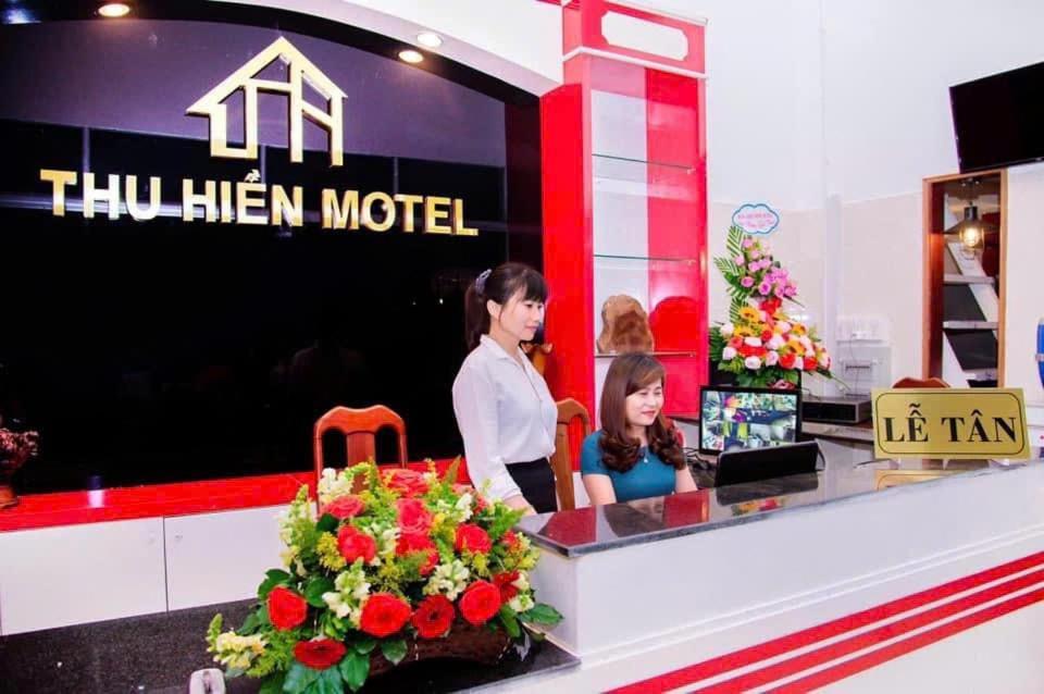 Plei Holang Thu Hien Hotel Pleiku - By Bay Luxury מראה חיצוני תמונה